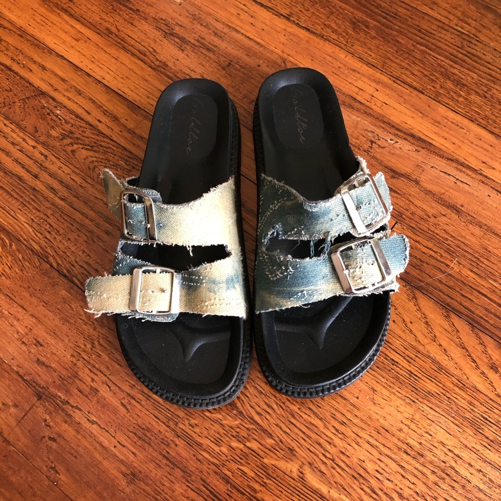 Platform sandals worn once
